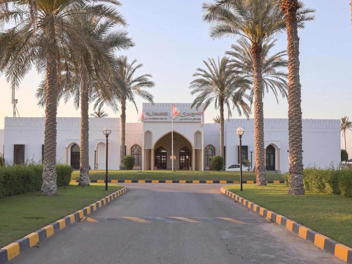 Capital O133 Al Sawadi Beach Resort & Spa Barka Εξωτερικό φωτογραφία