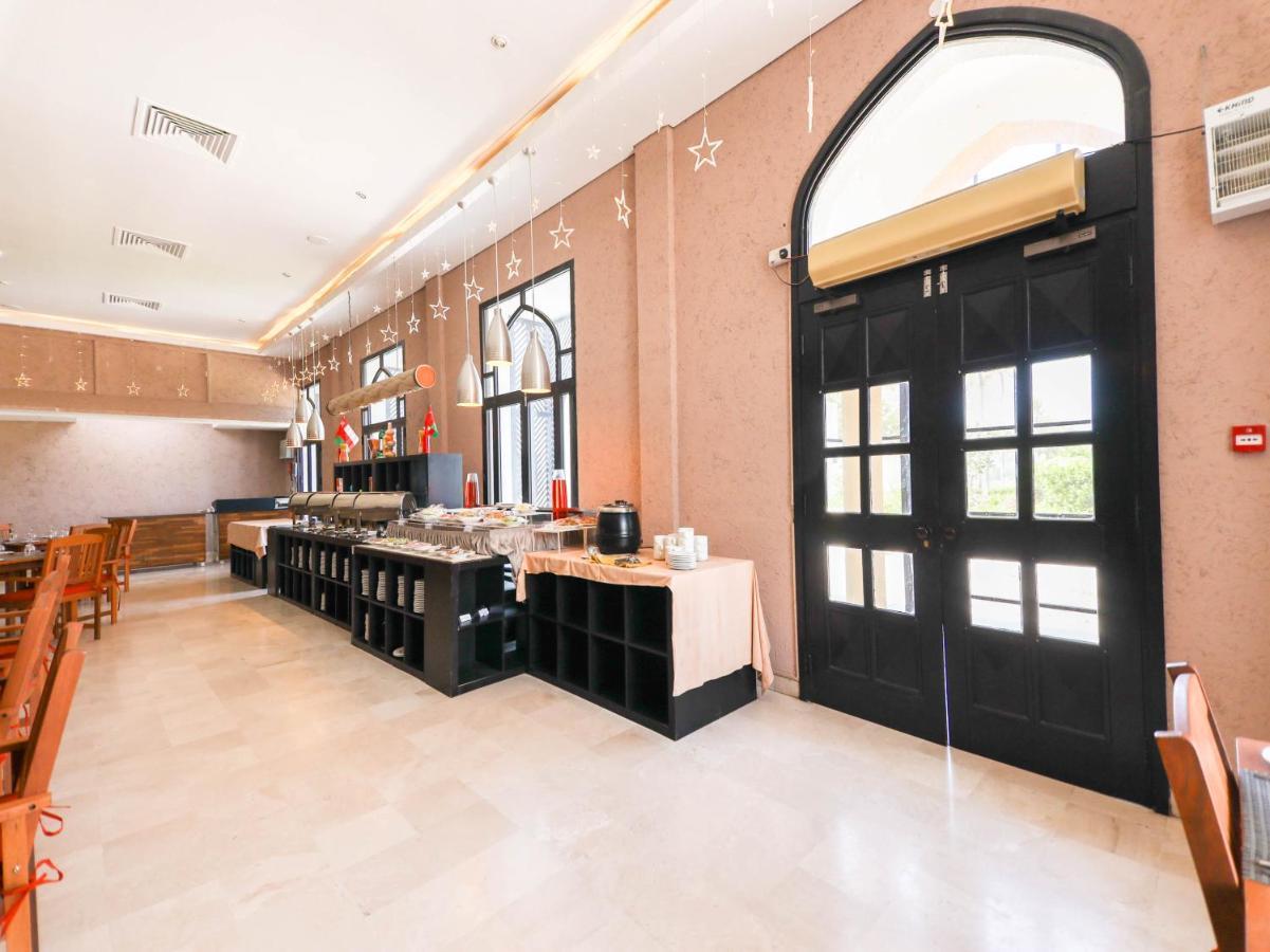 Capital O133 Al Sawadi Beach Resort & Spa Barka Εξωτερικό φωτογραφία