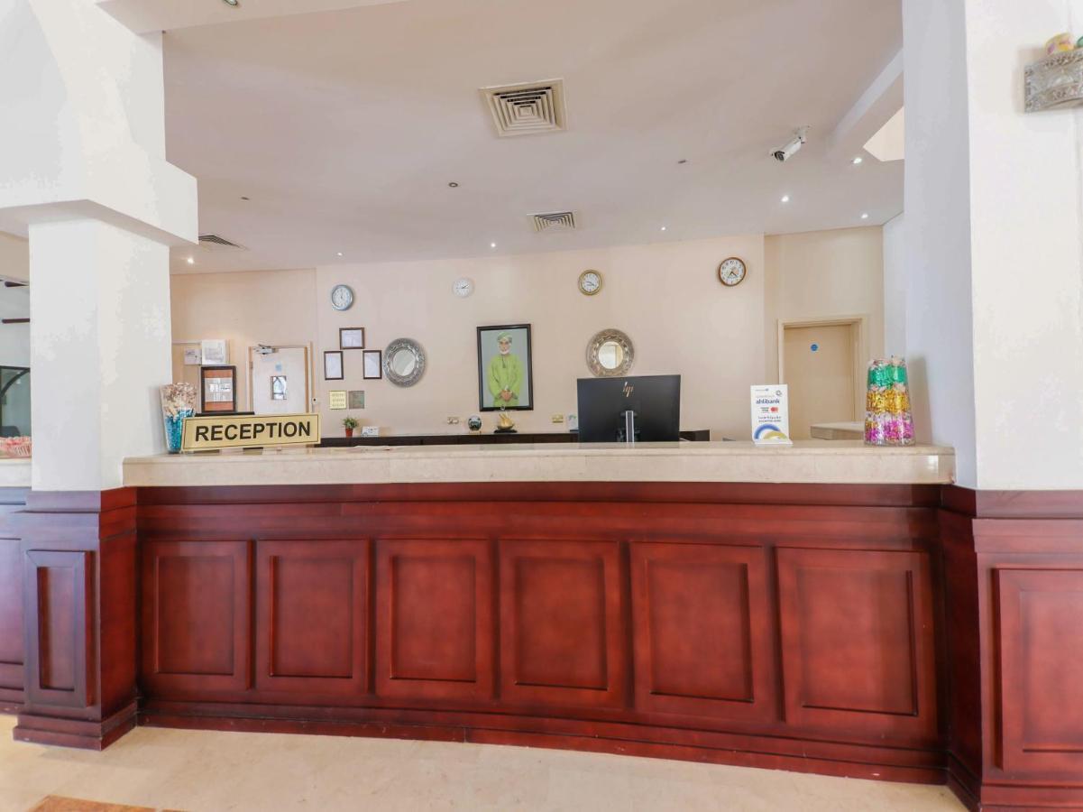 Capital O133 Al Sawadi Beach Resort & Spa Barka Εξωτερικό φωτογραφία