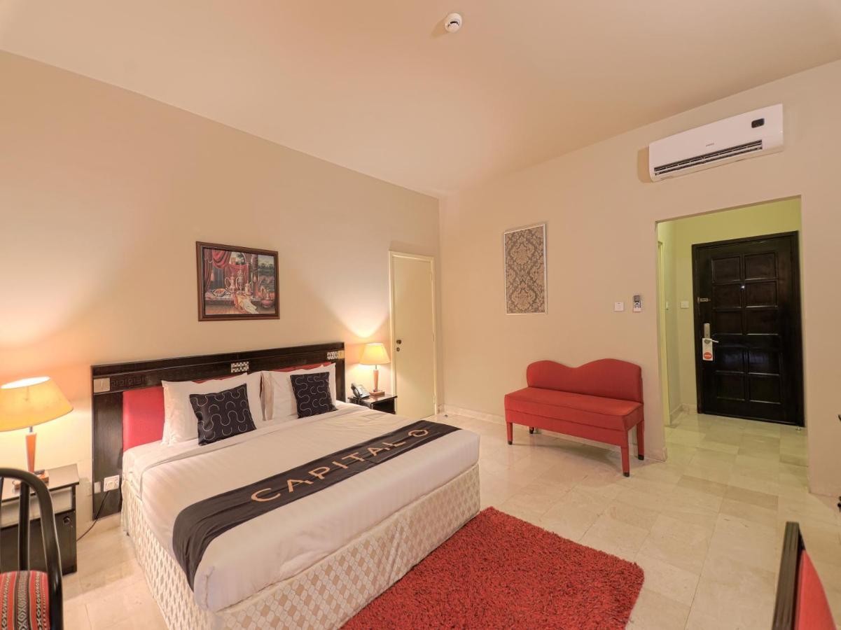 Capital O133 Al Sawadi Beach Resort & Spa Barka Εξωτερικό φωτογραφία