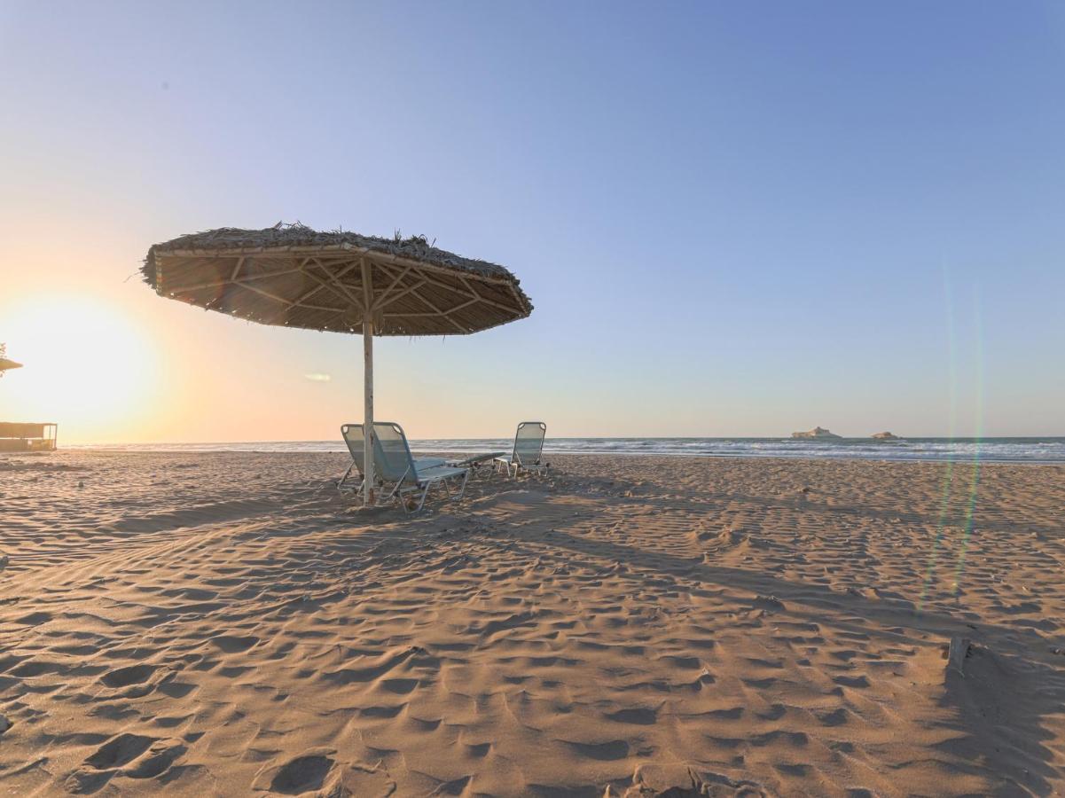 Capital O133 Al Sawadi Beach Resort & Spa Barka Εξωτερικό φωτογραφία